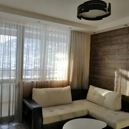 легал Lägenhet Tjepelare